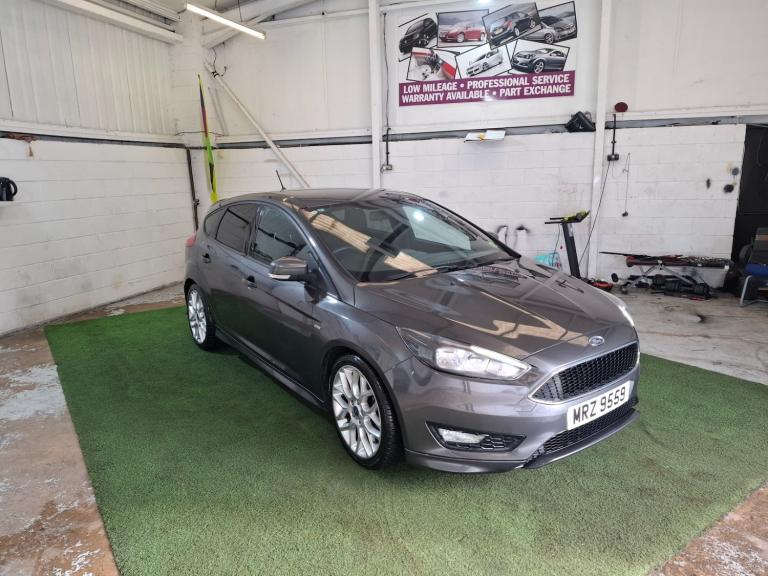 2017 Ford Focus 1.0 EcoBoost 125 ST-Line 5dr HATCHBACK Petrol Manual