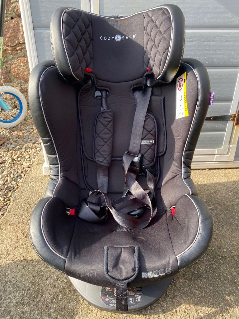 Cozy n Safe Comet child car seat