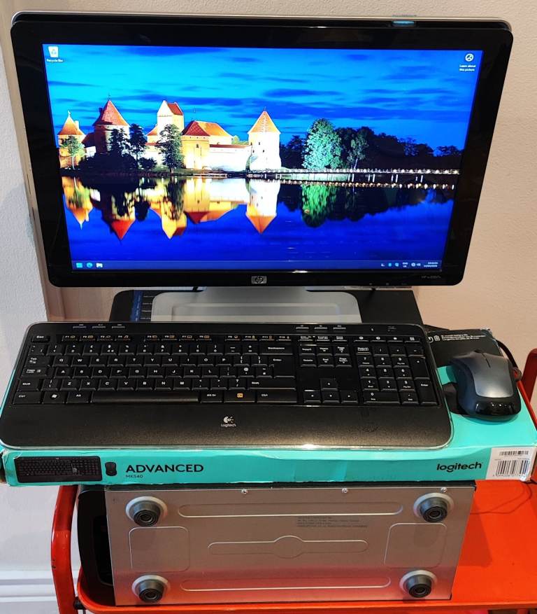 ASUS K31BF AMD A10 8GB 500GB WIN 11 PC + HP 20" MONITOR + LOGITECH WIRELESS REF2