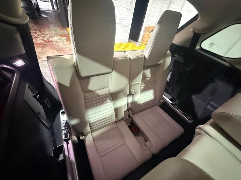 2017 Land Rover Discovery Sport 2.0 TD4 HSE Luxury Auto 4WD Euro 6 (s/s) 5dr ESTATE Diesel Automatic