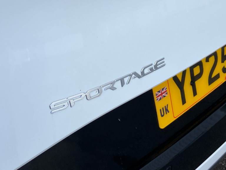 2025 Kia Sportage 1.6T GDi 207 HEV GT-Line 5dr Auto SUV PETROL/ELECTRIC Automatic