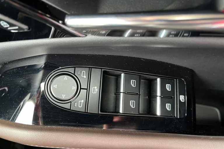 2024 Mazda CX-30 2.0 E-SKYACTIV X MHEV TAKUMI 5DR Hatchback Petrol Manual