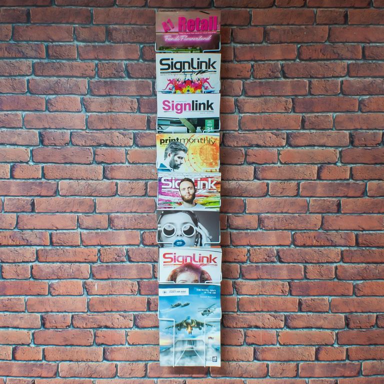 A4 Wall Panel Portrait 8 Pocket for Greeting Cards Brochures in White (Q7)