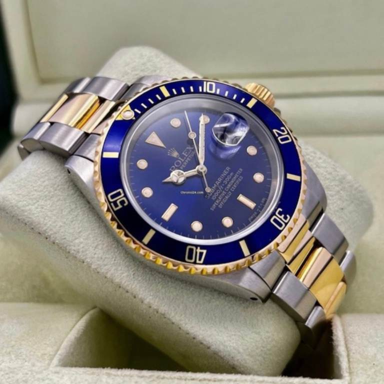 ROLEX BLUESY SUBMARINER BOX AND PAPERS WARRANTY