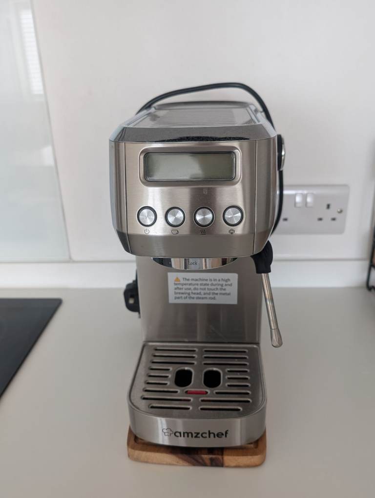 AMZCHEF 20 Bar Espresso Coffee Machines with LCD Panel and Steam Milk Frother