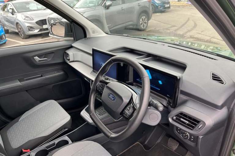 2025 Ford E-Transit Courier Limited AUTO 43kWh 136PS FWD 1 Speed Automatic Panel Van Electric Aut...