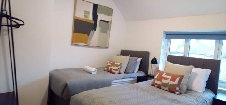 A three bedrooms house to let in Kingston 