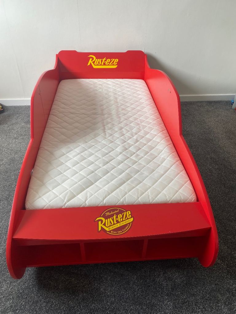 Lightning McQueen toddler bed 