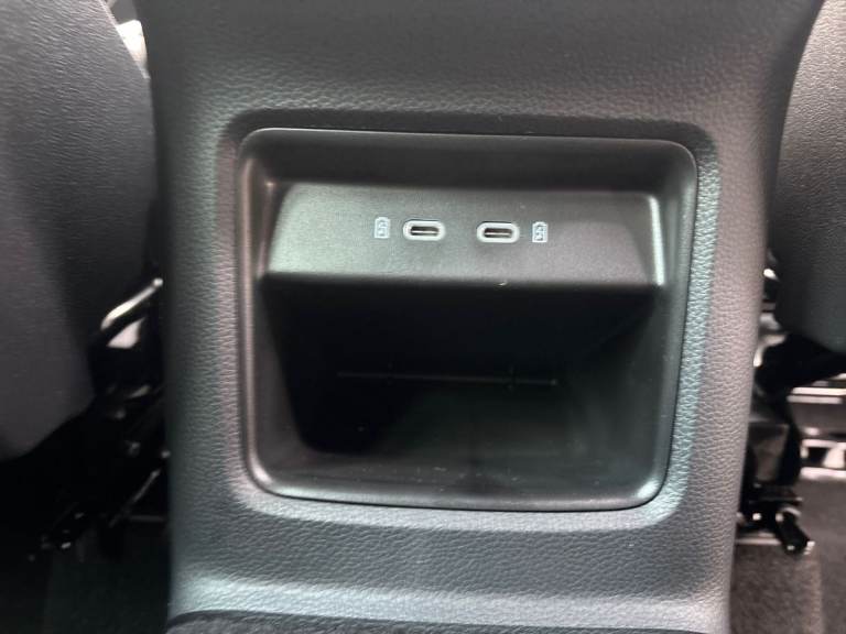 2025 SEAT Ateca 1.5 TSI EVO FR Black Edition 5dr DSG Estate PETROL Automatic