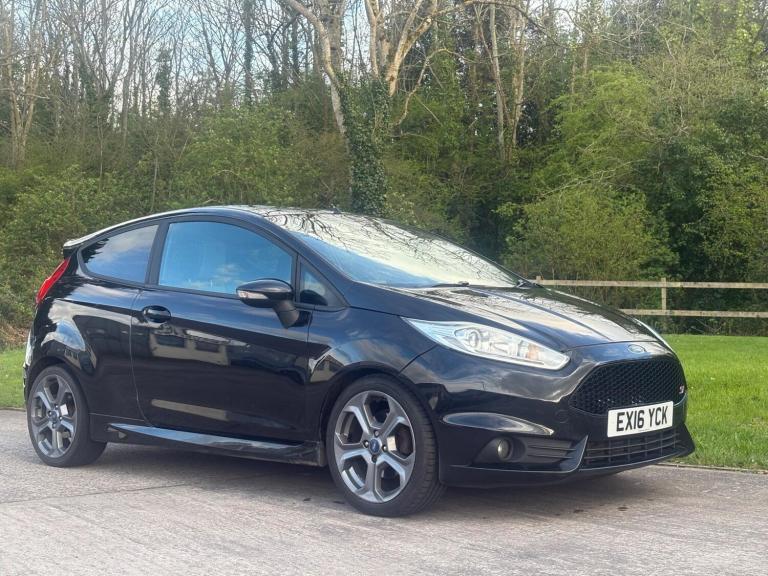 2016 Ford Fiesta 1.6 EcoBoost ST-3 3dr HATCHBACK PETROL Manual