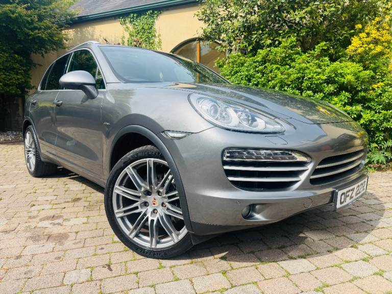 Porsche Cayenne 3.0 V6 PDK Platinum Edition - bmw audi mercedes 4x4 jeep px warranty