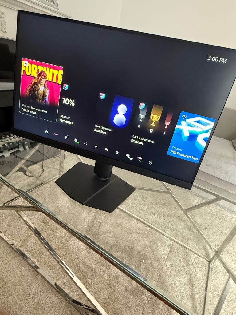 Gaming monitor used like new 