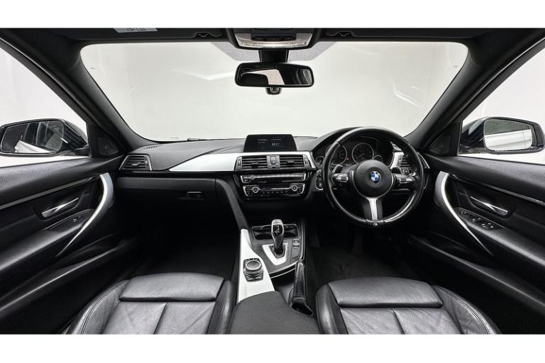 2018 BMW 3 Series 2.0 320i M Sport Shadow Edition Touring 5dr Petrol Auto Euro 6 (s/s) (184 p Est...