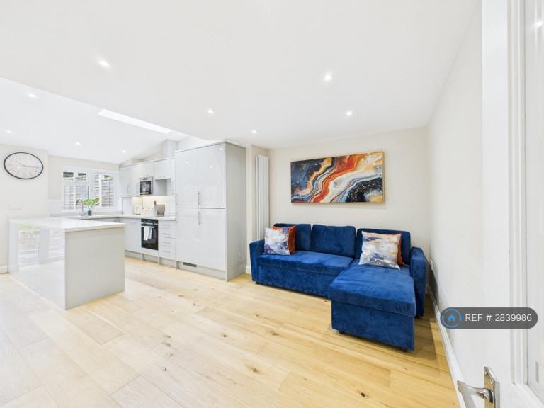 5 bedroom house in Upper Park Street, Cheltenham, GL52 (5 bed) (#2839986)