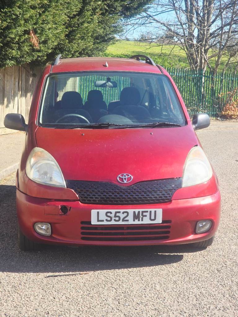 Toyota Yaris Verso Full Automatic 