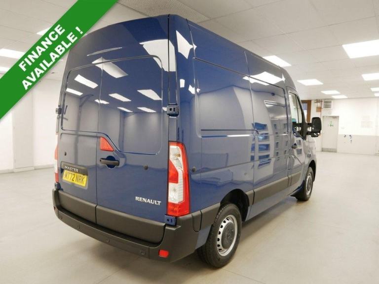 72 RENAULT MASTER 2.3 DCI 135 BHP SWB BUSINESS EDITION ( SAT NAV )
