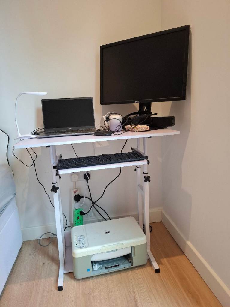 Compact mobile standing desk
