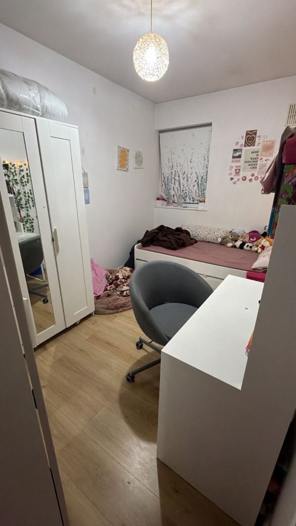Spacious Double Bedroom