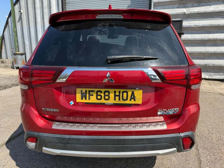 2019 68 REG MITSUBISHI OUTLANDER 2.4 PHEV AUTOMATIC DAMAGED REPAIRABLE SALVAGE