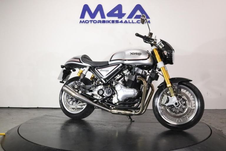 NORTON COMMANDO 961 SP 2025