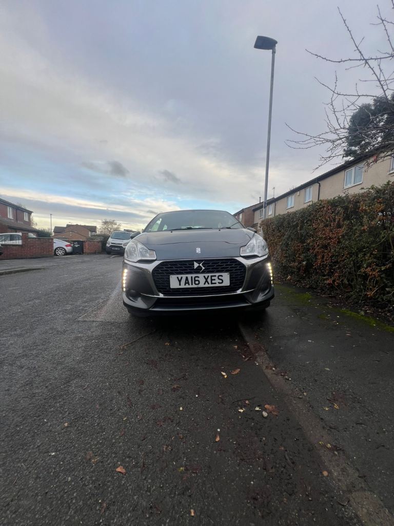 DS, DS 3, Hatchback, 2016, Manual, 1199 (cc), 3 doors