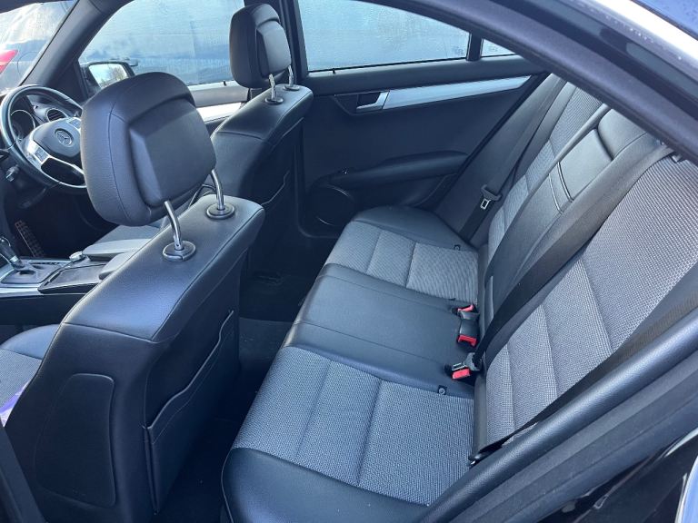 Mercedes-Benz C220 2012 Sport Automatic 