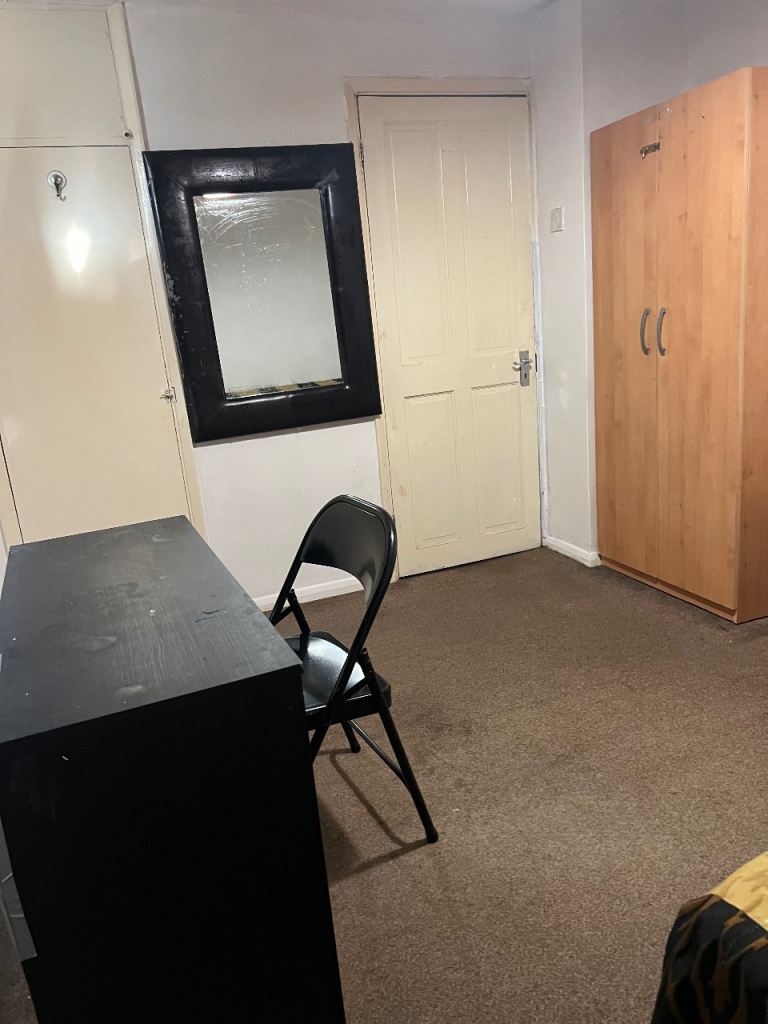 Double Room For Rent 