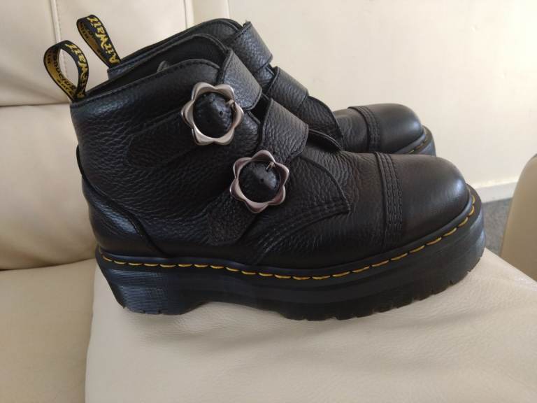 Dr. Martens Women's Devon Flower Ankle Boot