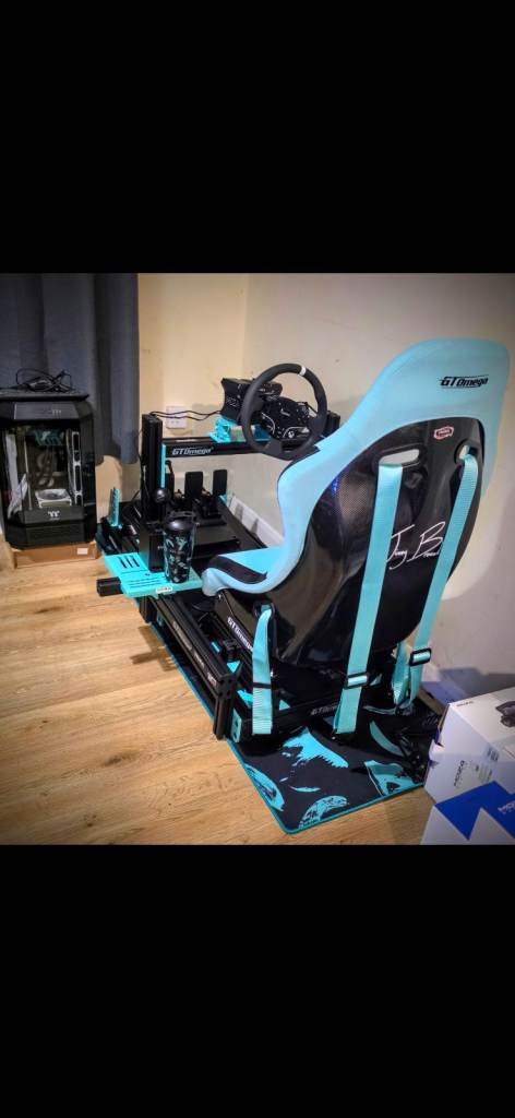 Gaming pc with racing rig bundle 