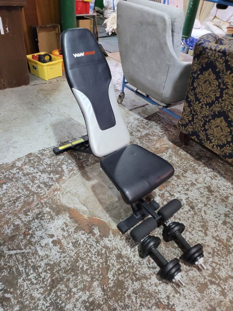 Adjustable weight bench with weights 