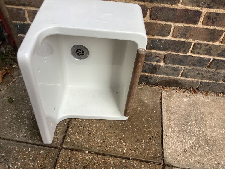 Armitage Shanks White Ceramic Corner Sink Basin