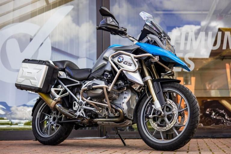 BMW R 1200 GS LUGGAGE ! AKRO ! STUNNING
