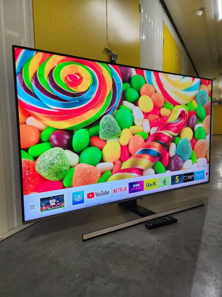 50" Samsung 4k Smart CRYSTAL ULTRA UHD LED WiFi TV with Stand and Remote £155