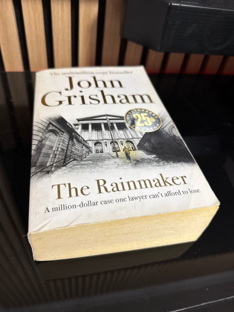 John Grisham - The Rainmaker Paperback Book