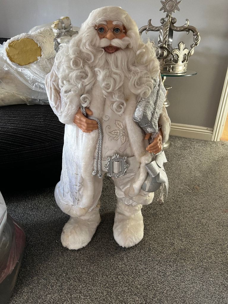Free standing santa