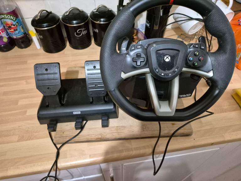 Xbox driving gaming wheel and pedals
