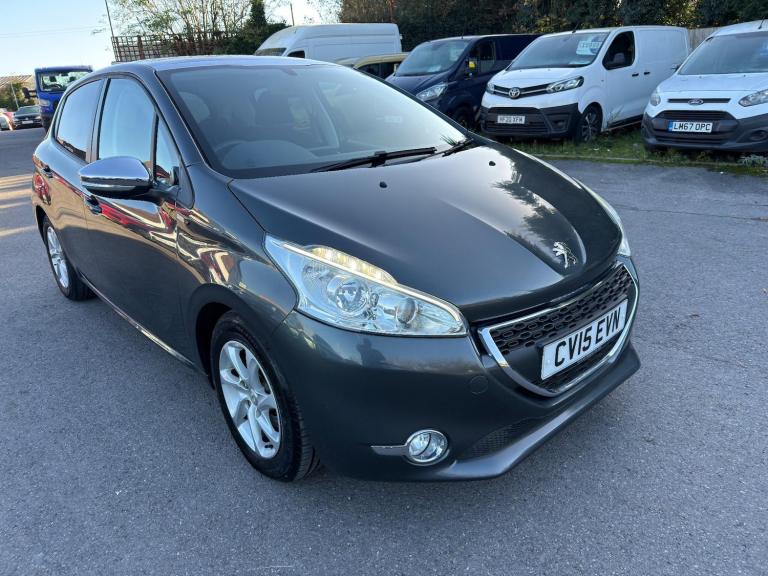 2015 Peugeot 208 1.4 HDi Style Euro 5 5dr HATCHBACK Diesel Manual