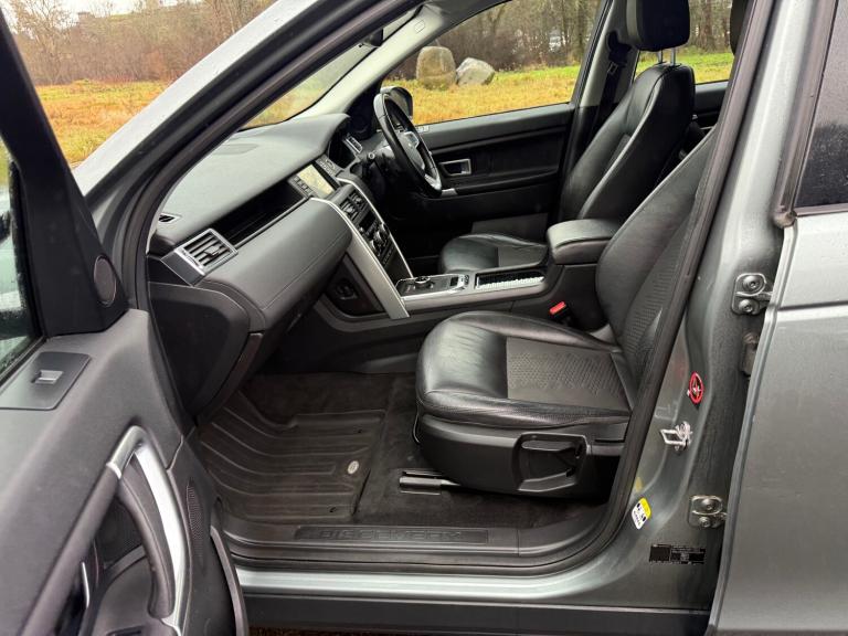 2017 Land Rover Discovery Sport 2.0 TD4 180 SE Tech 5dr Auto ESTATE Diesel Automatic