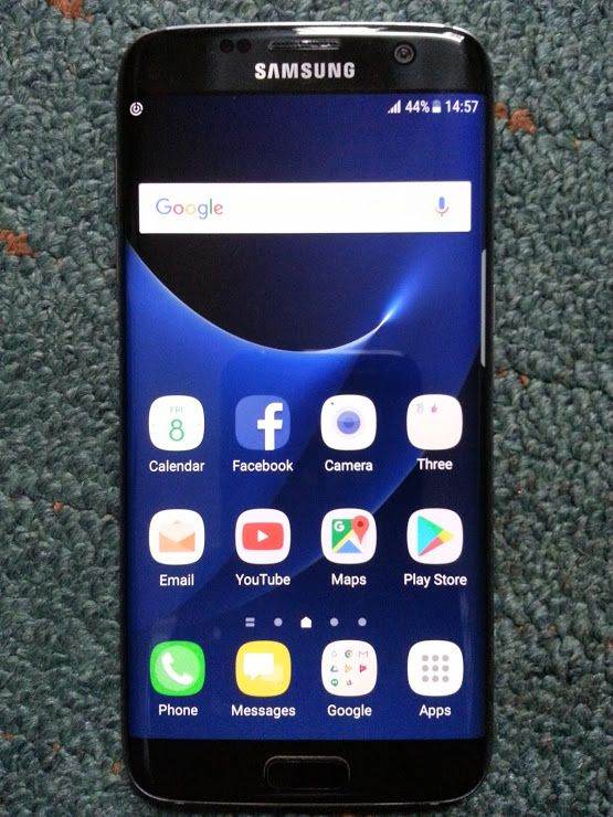 Samsung Galaxy S7 Edge UNLOCKED (32GB) in Great Condition