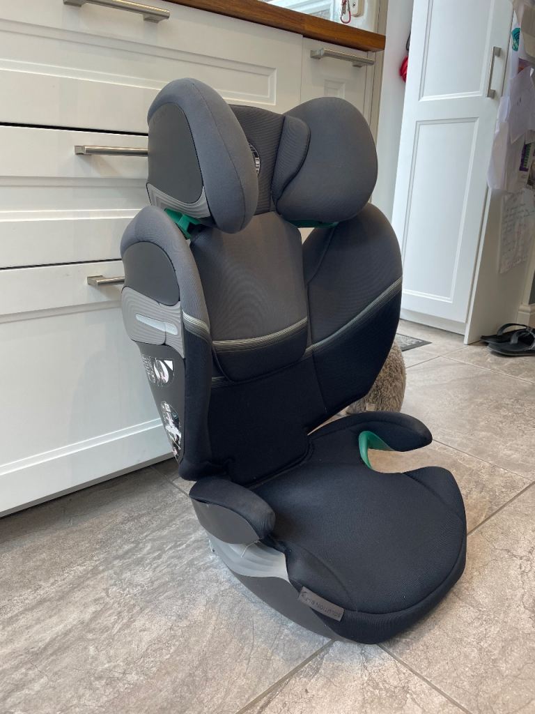 Cybex Car Seat - Good Condition, Grey