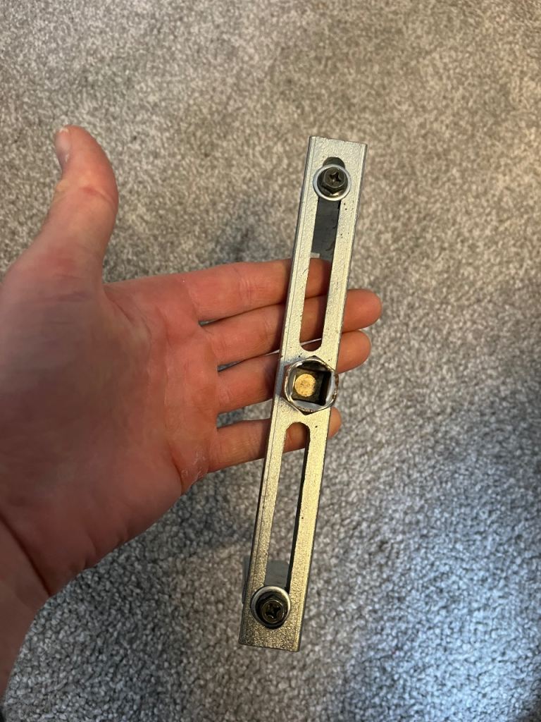 Sender unit removal tool 