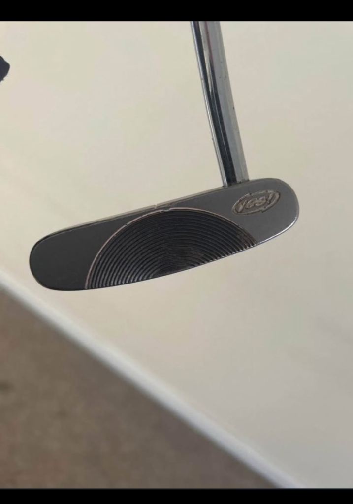 Yes Marilyn C groove putter