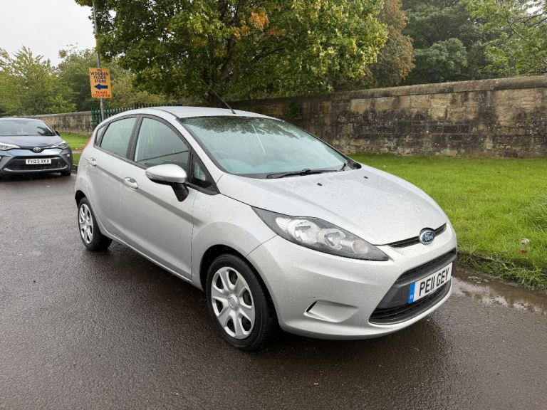 Ford, FIESTA, Hatchback, 2011, Manual, 1242 (cc), 5 doors