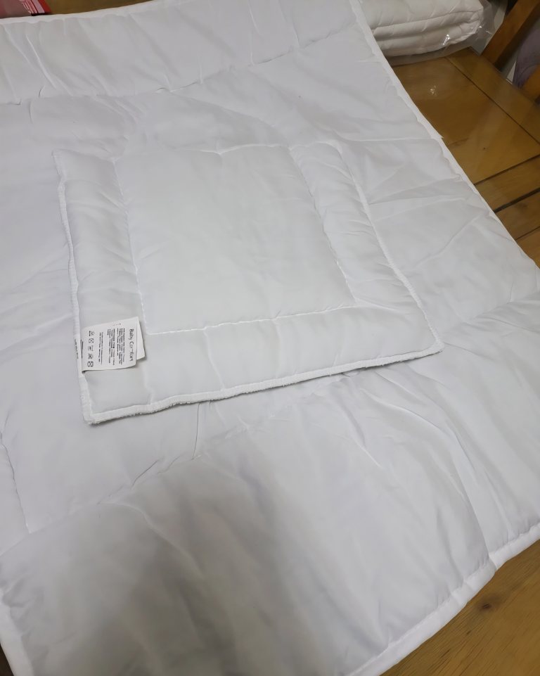 Baby's Comfort Duvet /quilt And Pillow For Cot. White