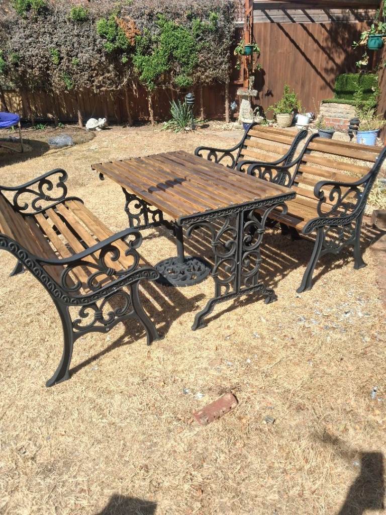 Cast iron Garden furniture set