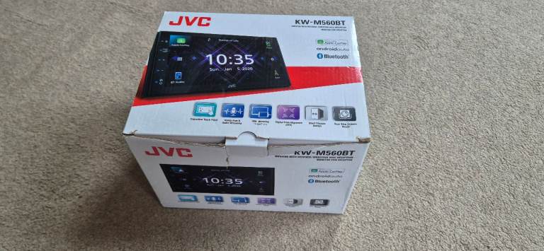 JVC KW-M560BT Double DIN Touchscreen – Apple CarPlay / Android Auto