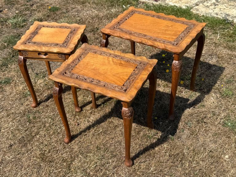 Set of nested tables - beautiful detailing