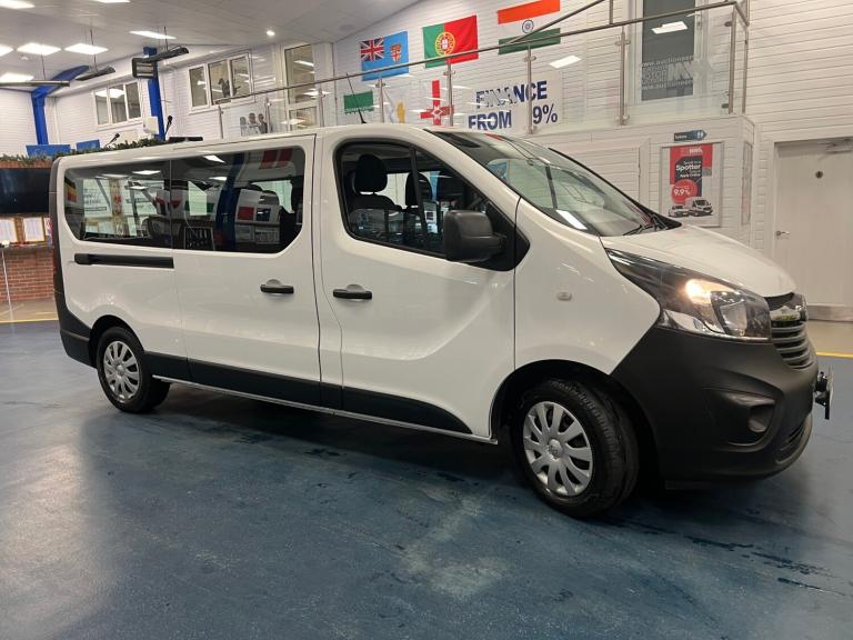2018 Vauxhall Vivaro L2 1.6CDTI 120PS 9 SEAT LWB MINIBUS (EURO 6) ------------------------------ ...