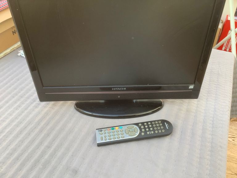 Hitachi tv/dvd 19”