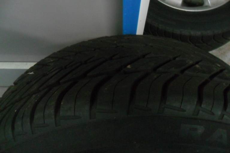 MERCEDES-BENZ 4X TYRES 235/65r17 